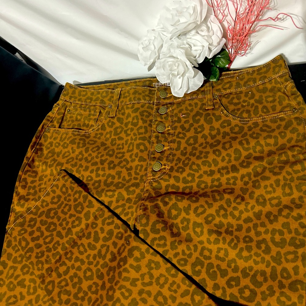 Wild and Witty button up leopard skinny leg jeans